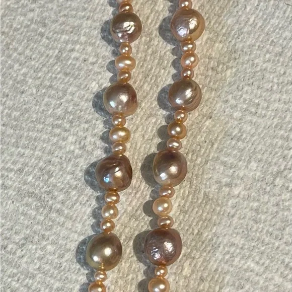 SOLD Genuine Baroque & Edison Pearl PEACH and LAVENDER Metallic Hues Necklace - Picture 4 of 11